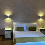 Yo Yo House Luxury Room